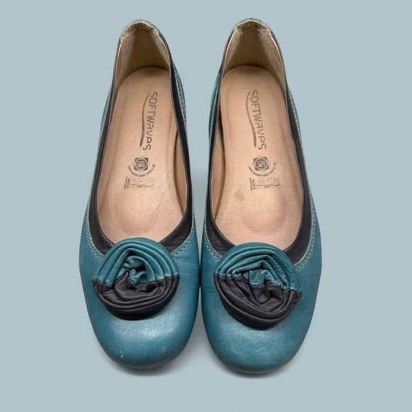 Women's Softwaves Turquoise and Gray Leather Flats/Ballet Flats‎ Shoes-Size 10 - Picture 1 of 10